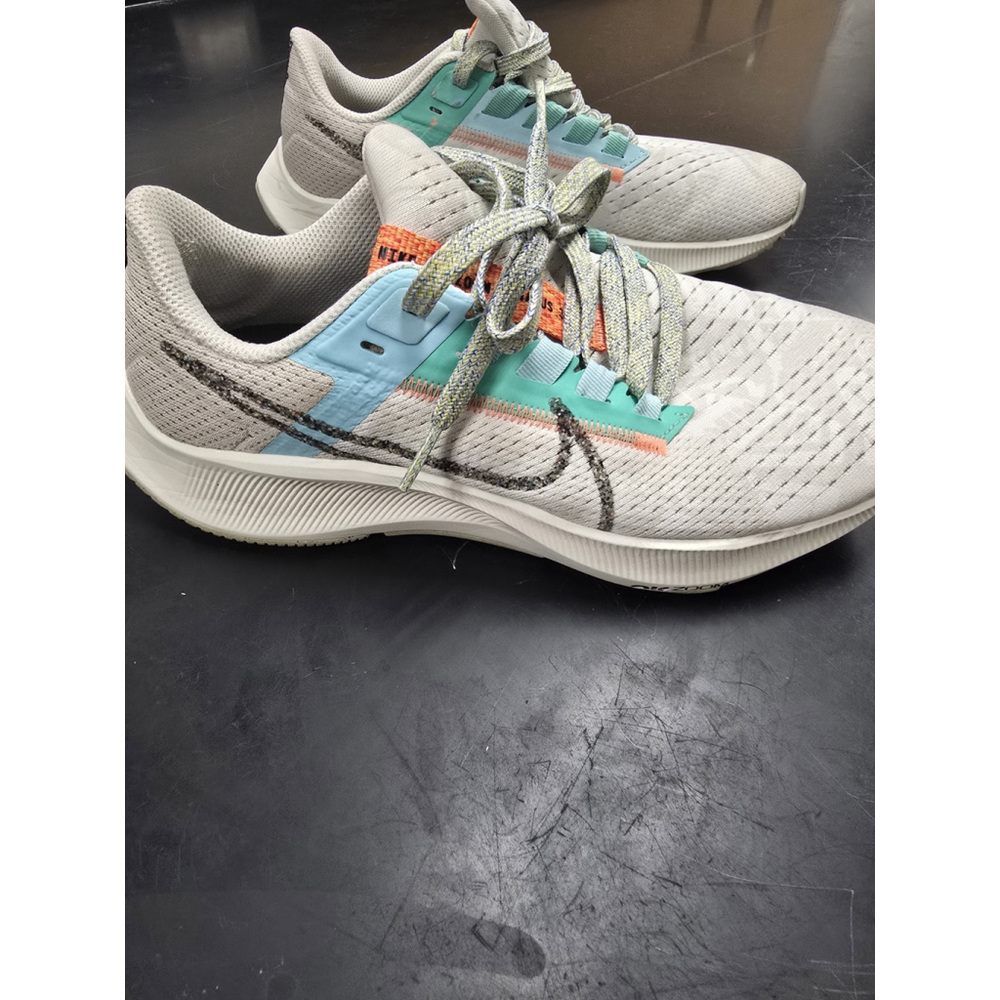 Nike Air Zoom Pegasus M38 Womans Size 7.5